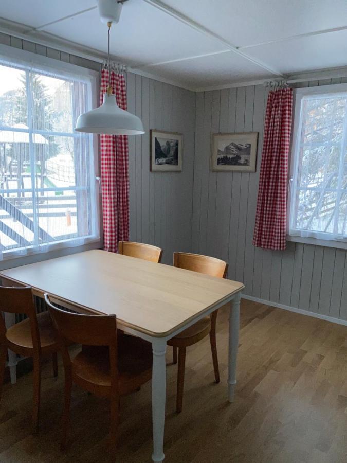 Familienferien Im Chalet Baergli Kandersteg Exteriör bild